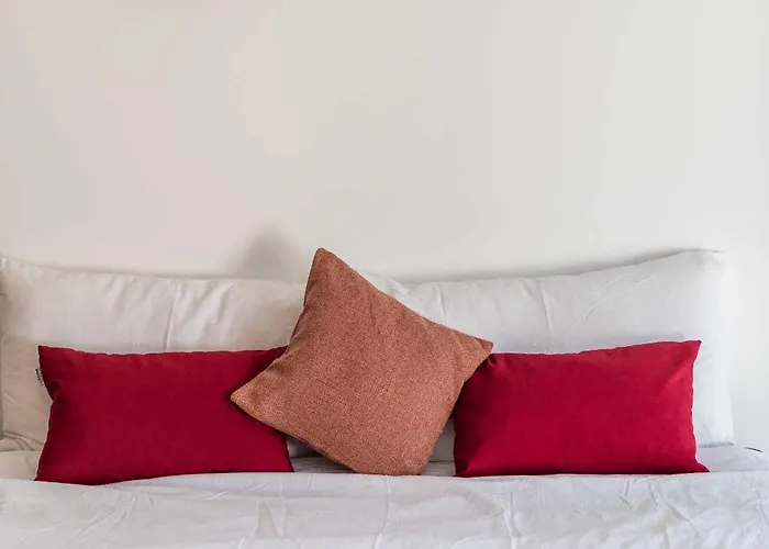 Lemon House - 400m From The - Wifi 알부페이라